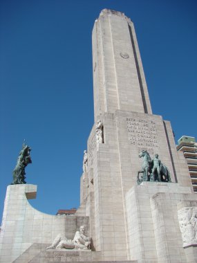 a la bandera Rosario, arge monumento önü