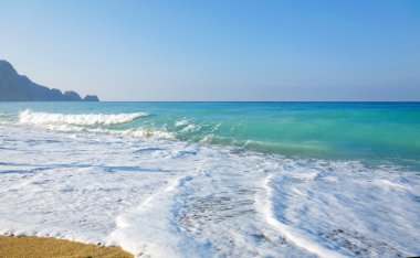 gök, deniz, dalgalar ve sandy beach.