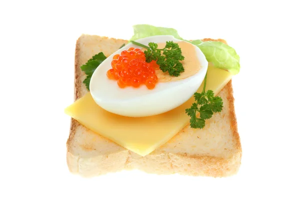 Toast with egg and caviar. — Stock Photo, Image