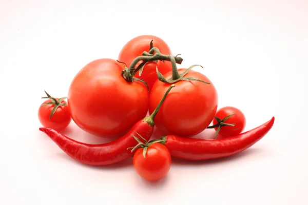 红番茄和辣椒 — 图库照片#