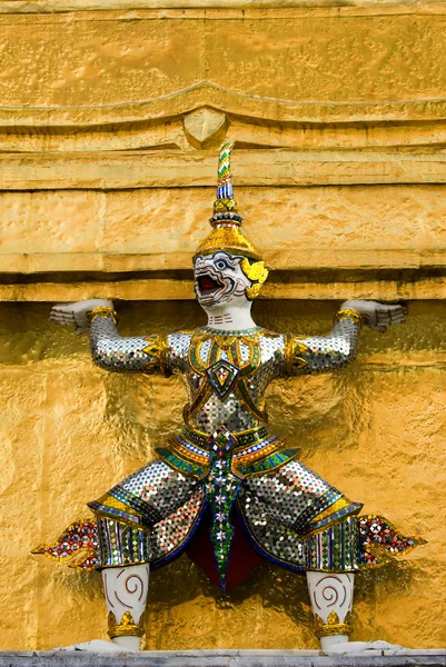 Guardian in grand palace — Stock Photo, Image