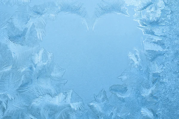 Cristais de gelo forma de coração — Fotografia de Stock