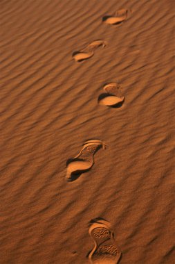 Footprints in sand clipart