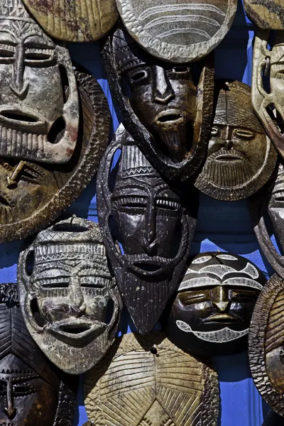 Masques africains en bois — Photo