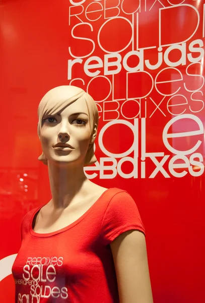 Mannequins in the mall — Stock Photo, Image