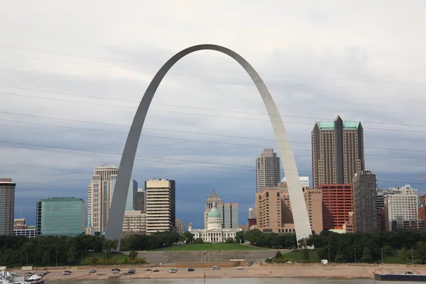 stock image St. Louis Skyline - Gateway Arch