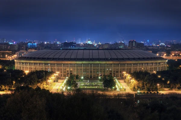 Stadium luzniki på natten i Moskva Royaltyfria Stockfoton