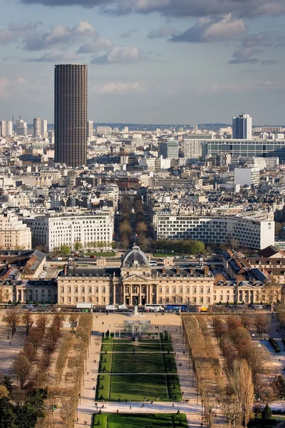 Druh do Paříže z Tour d'Eiffel Stock Snímky