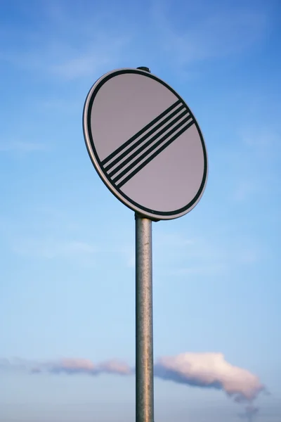 "sınır yok" yol işareti — Stok fotoğraf
