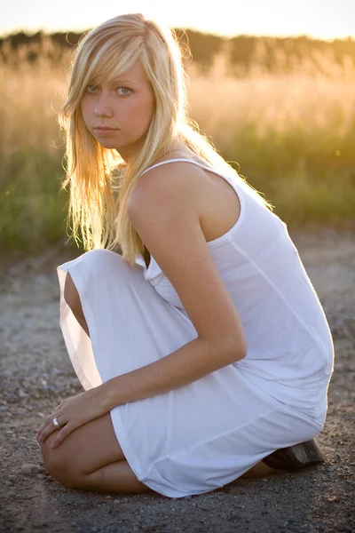 Blond dziewczyna portret — Zdjęcie stockowe