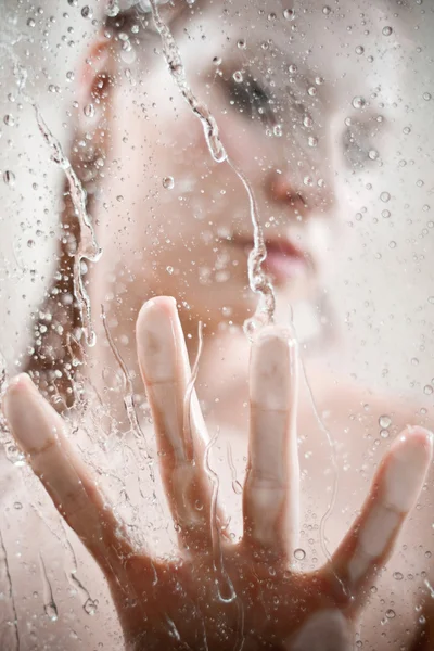 Sprchování žena — Stock fotografie