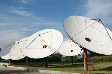 Telecommunication dish clipart