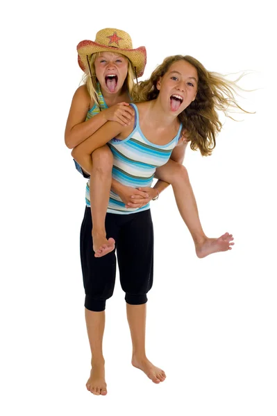 Giovane cattivo sorelle avendo divertimento — Foto Stock