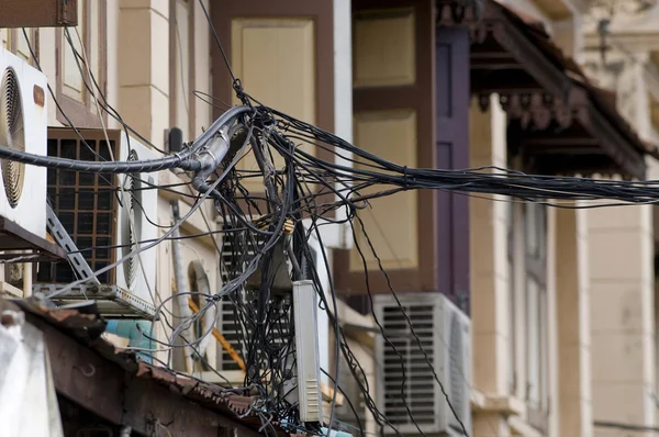 Desorden de cables en Bangkok —  Fotos de Stock