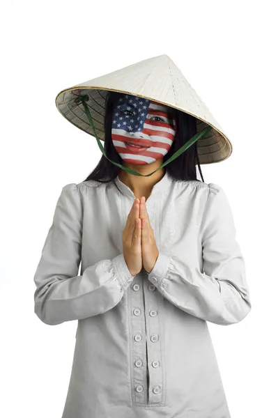 Femme asiatique avec nous drapeau peint sur son visage — Photo