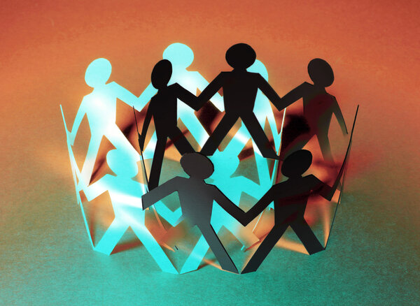 Бумажная кукла
