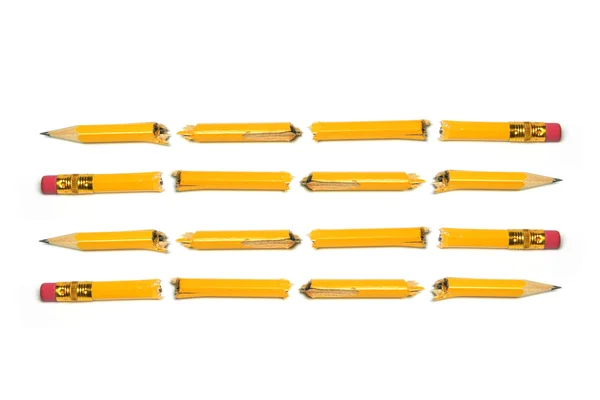 Gebrochene Bleistiftstücke — Stockfoto