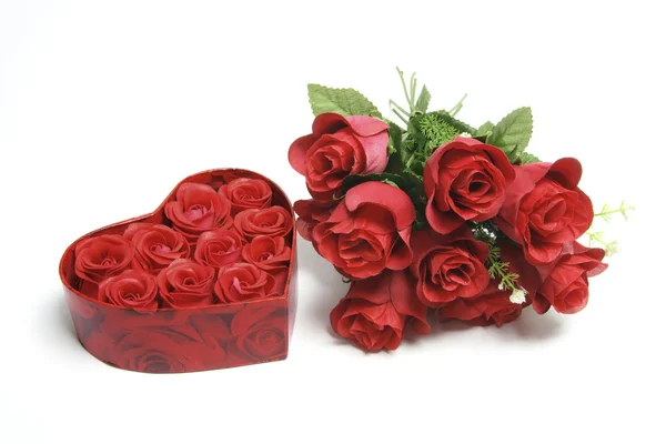Red Roses and Gift Box — Stock Photo, Image