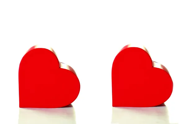 Dos corazones rojos aislados — Foto de Stock