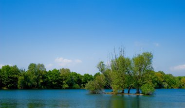 lake1 Adası