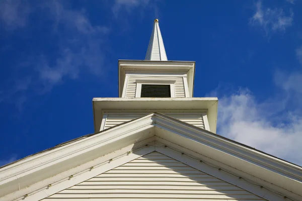 教堂的尖顶水平 — 图库照片