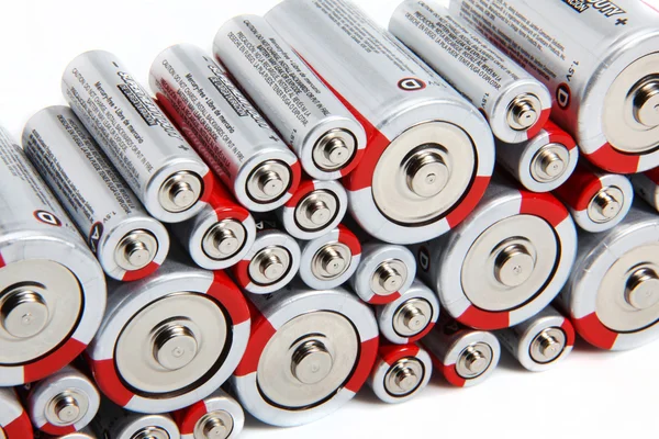 Gestapelde batterijen — Stockfoto