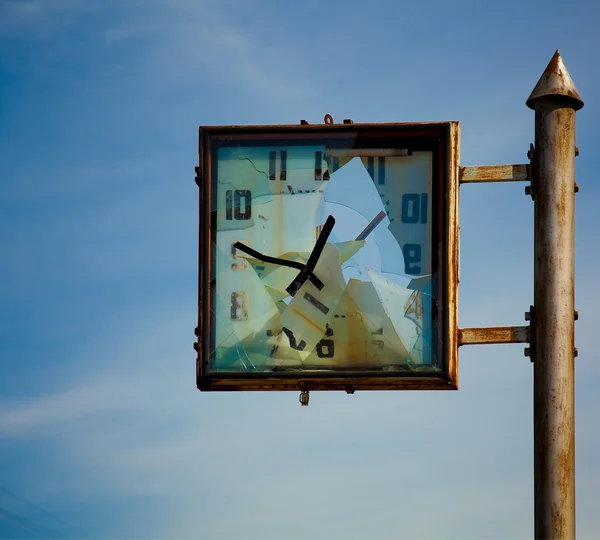 Broken clocks — Stock Photo, Image