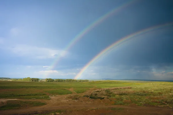 Doppelter Regenbogen — Stockfoto
