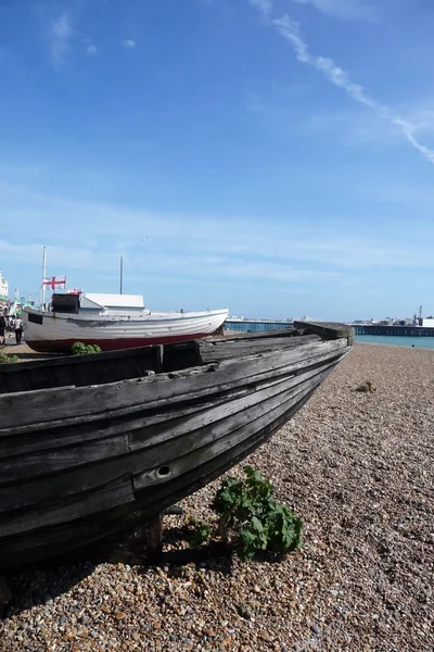 Oude boot in Brighton — Stockfoto