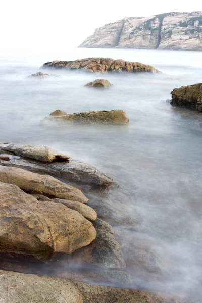 Rock coast background — Stock Photo, Image