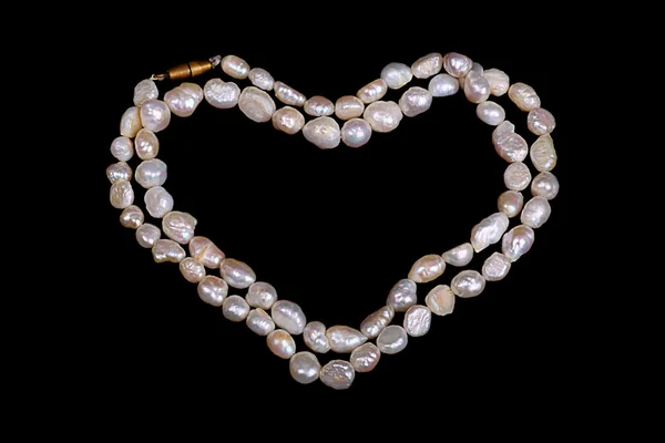 Perlový náhrdelník srdce — Stock fotografie