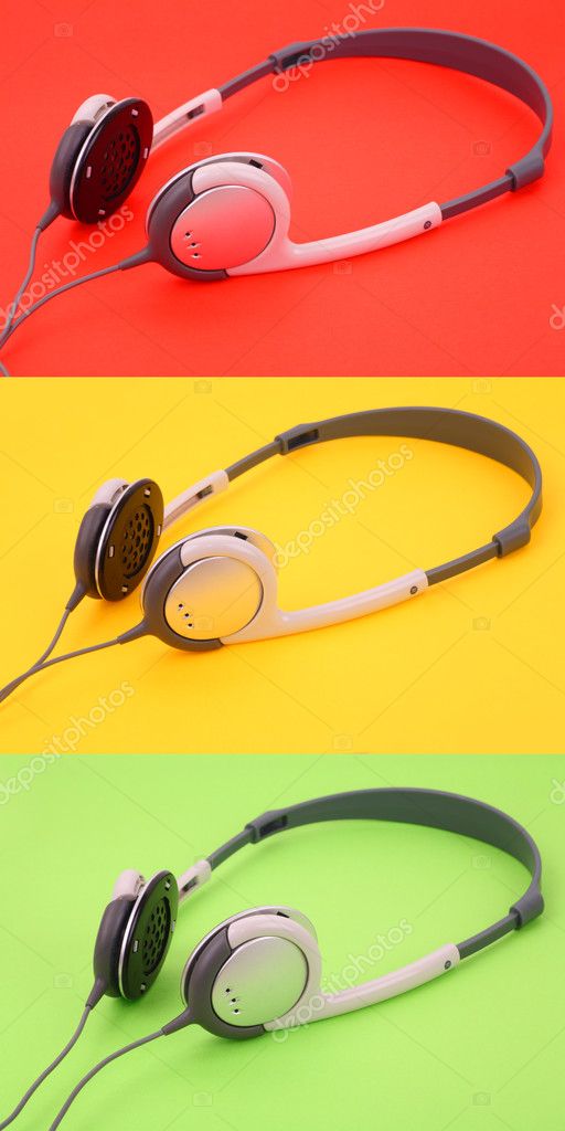 headset red and green