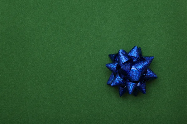 Blauwe boog geschenk — Stockfoto