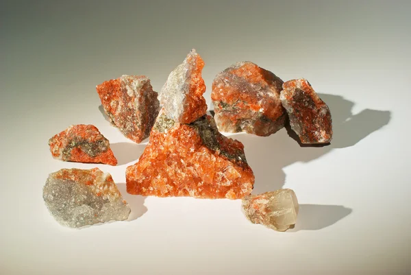 Red salt crystal — Stock Photo, Image