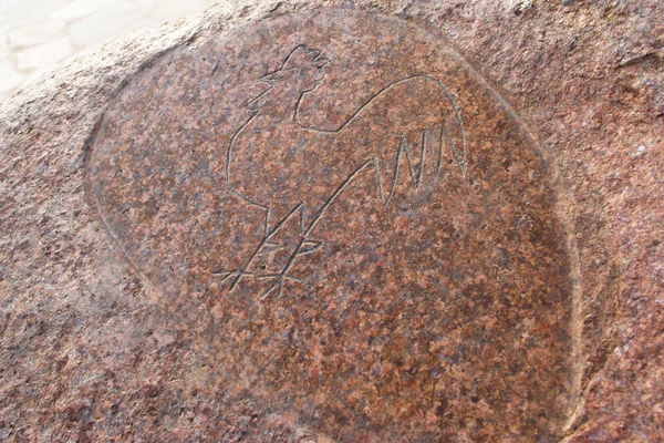 Cock - primitive art draving on stone — Stock Photo, Image