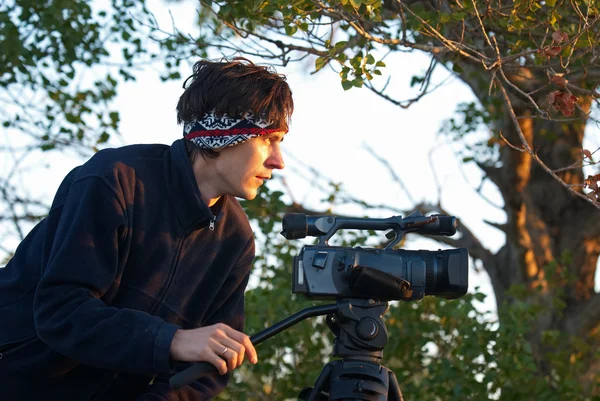 Video operatör tar bort soluppgången — Stockfoto