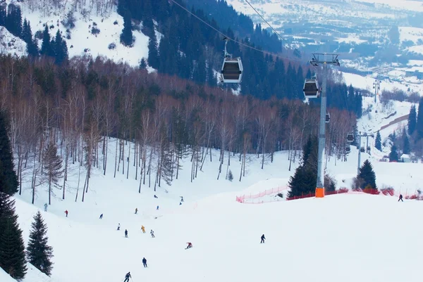 冬山滑雪度假村 — 图库照片