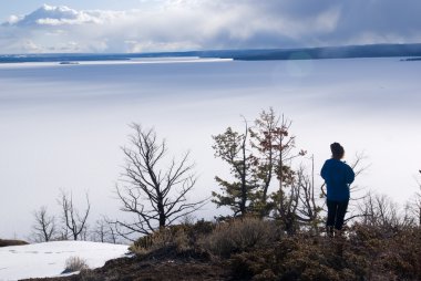 Bahar Yellowstone Gölü