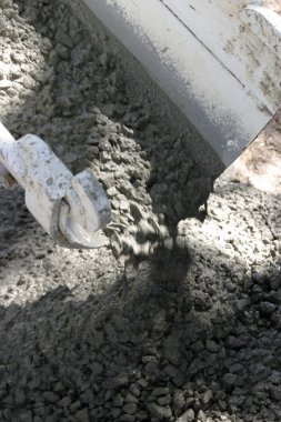 dökülen beton