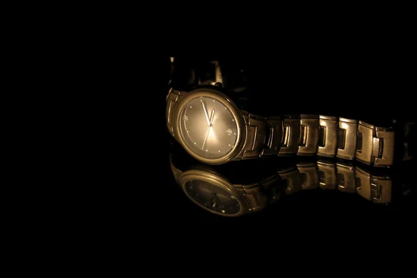 Izolované náramkové hodinky — Stock fotografie