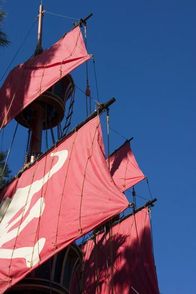 Fechar em um navio pirata — Fotografia de Stock