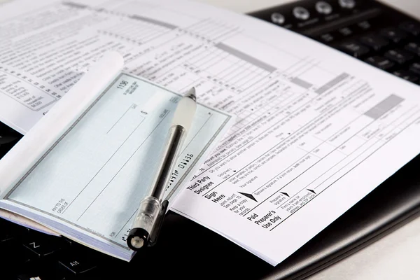 Preparación de Impuestos - Verificación y Formularios — Foto de Stock