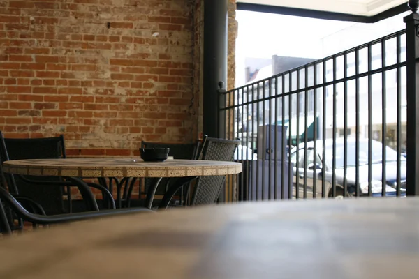 Fermer sur une chaise dans un restaurant — Photo