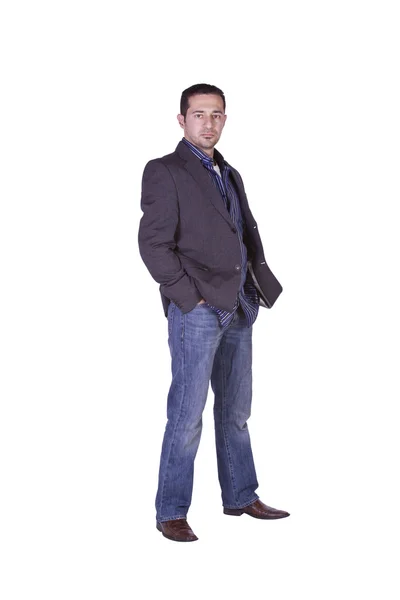 Casual man met een jas die zich voordeed — Stockfoto