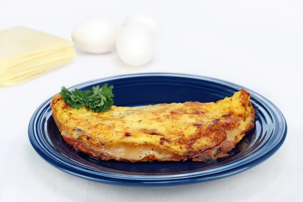 Omelett mit Schinken und Käse — Stockfoto