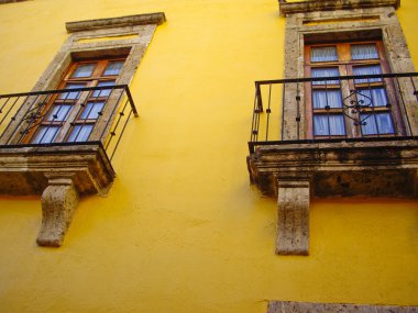 Koloni balkon windows