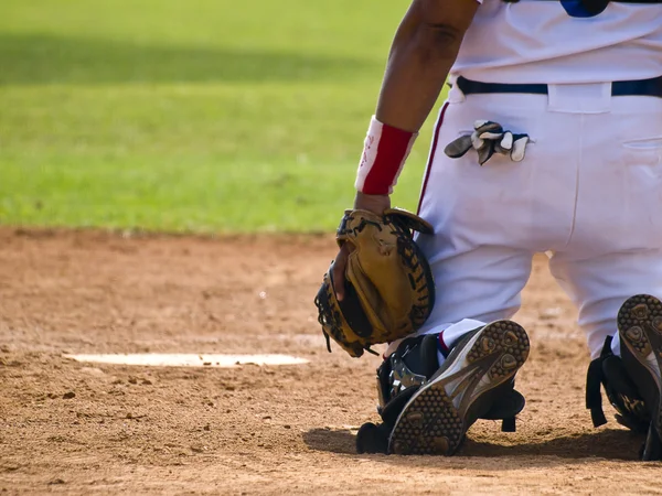 Baseball catcher bakom Homeplaten — Stockfoto