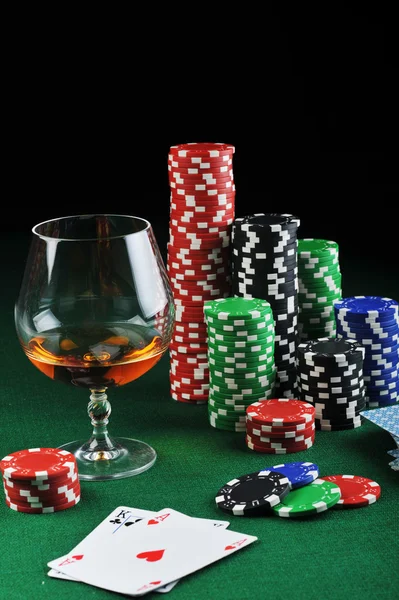 Drink and playing cards — Stock Photo, Image