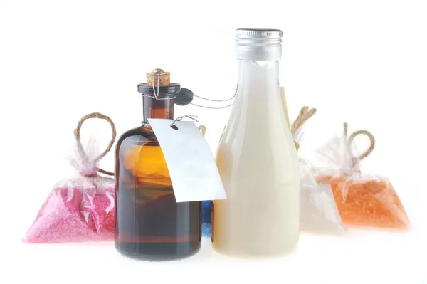 Zout, olie voor massage en melk voor lichaam — Stockfoto