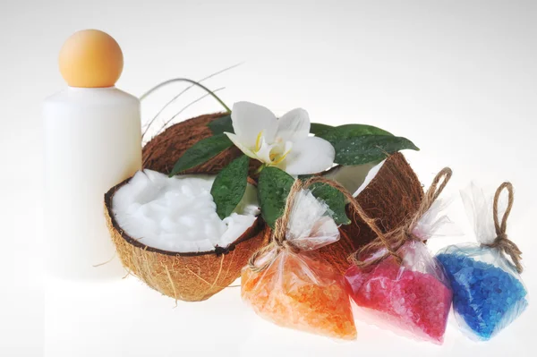 난초, 코코넛, 수건 — 스톡 사진